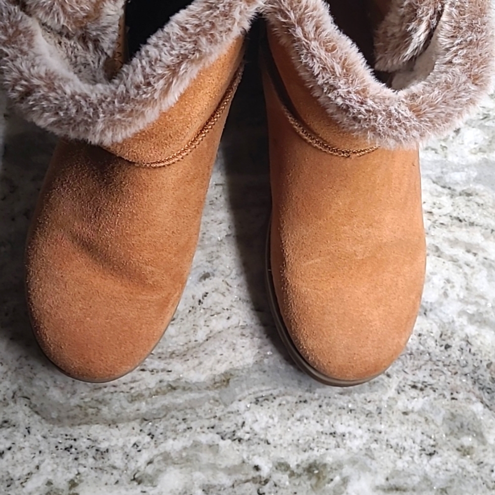 Skechers Boots Size 8 Leather Keepsakes Brown Tan Faux Fur Warm